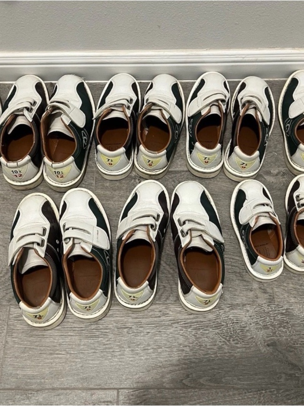 Quebec AMF Bowling Shoes Men/Women!!! (8 Pairs) Excellent Condition